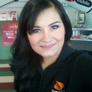 Meet your Posher, Mayela